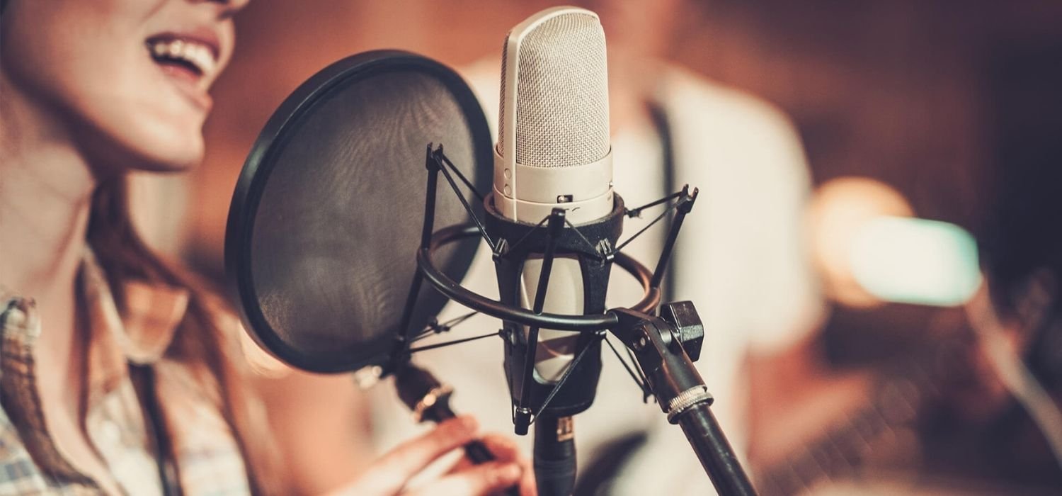 Arreglar problemas de desafinación para cantar bien